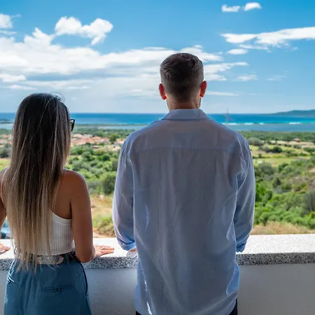 Coro E Bentu & View