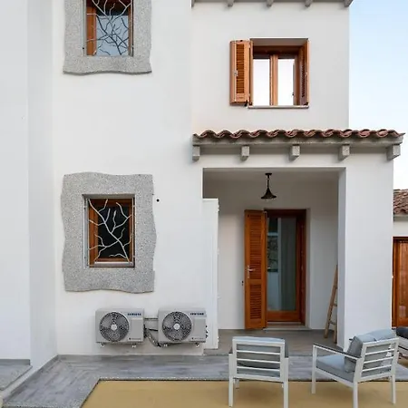 Coro E Bentu & View بيت ضيافة سان تيودورو